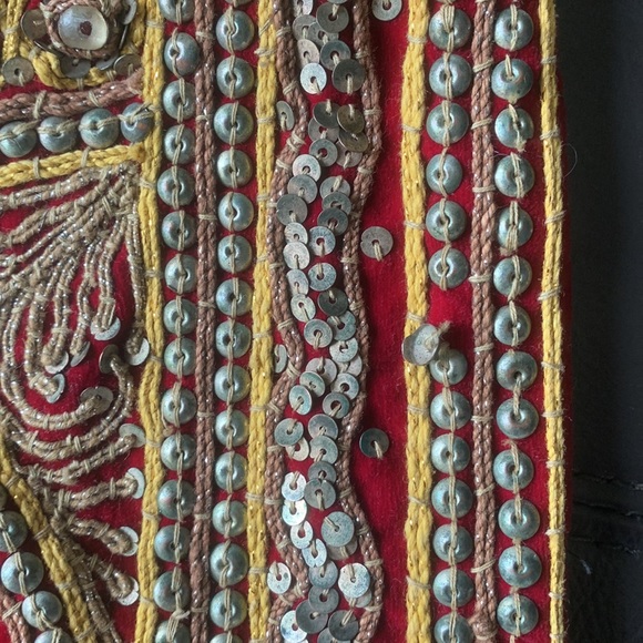 • Gorgeous Thai Handmade Shoulder Bag • - Picture 9 of 9